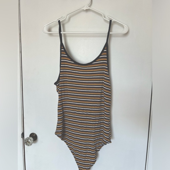 Forever 21 Tops - Forever 21 bodysuit tank top